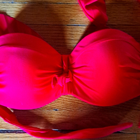 Bikini - Picture 4 of 5